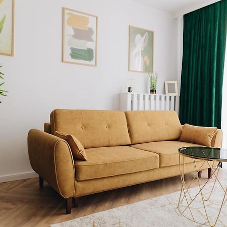 Tulip Apartment Oradea Dış mekan fotoğraf