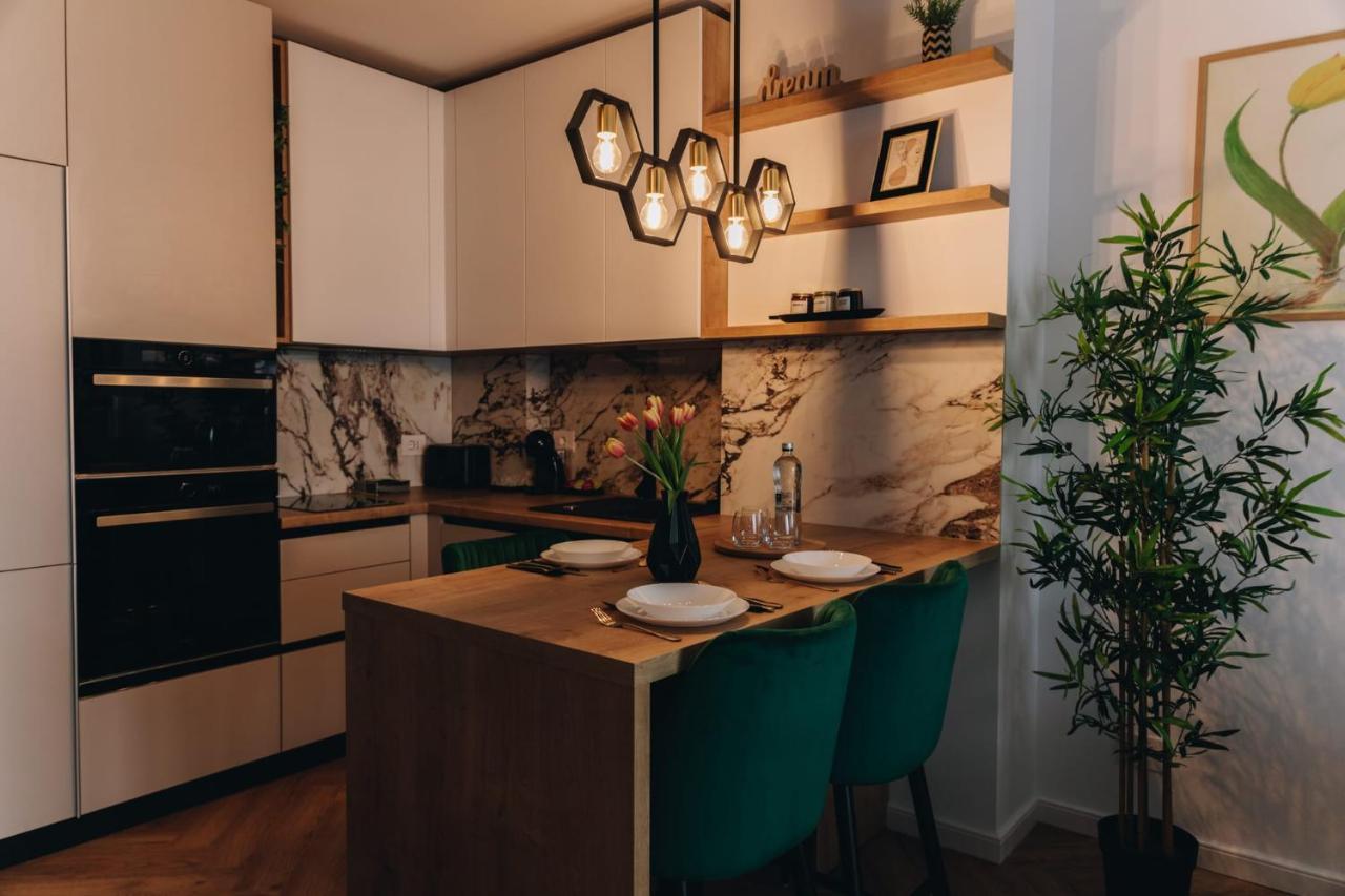 Tulip Apartment Oradea Dış mekan fotoğraf