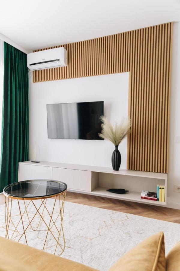 Tulip Apartment Oradea Dış mekan fotoğraf